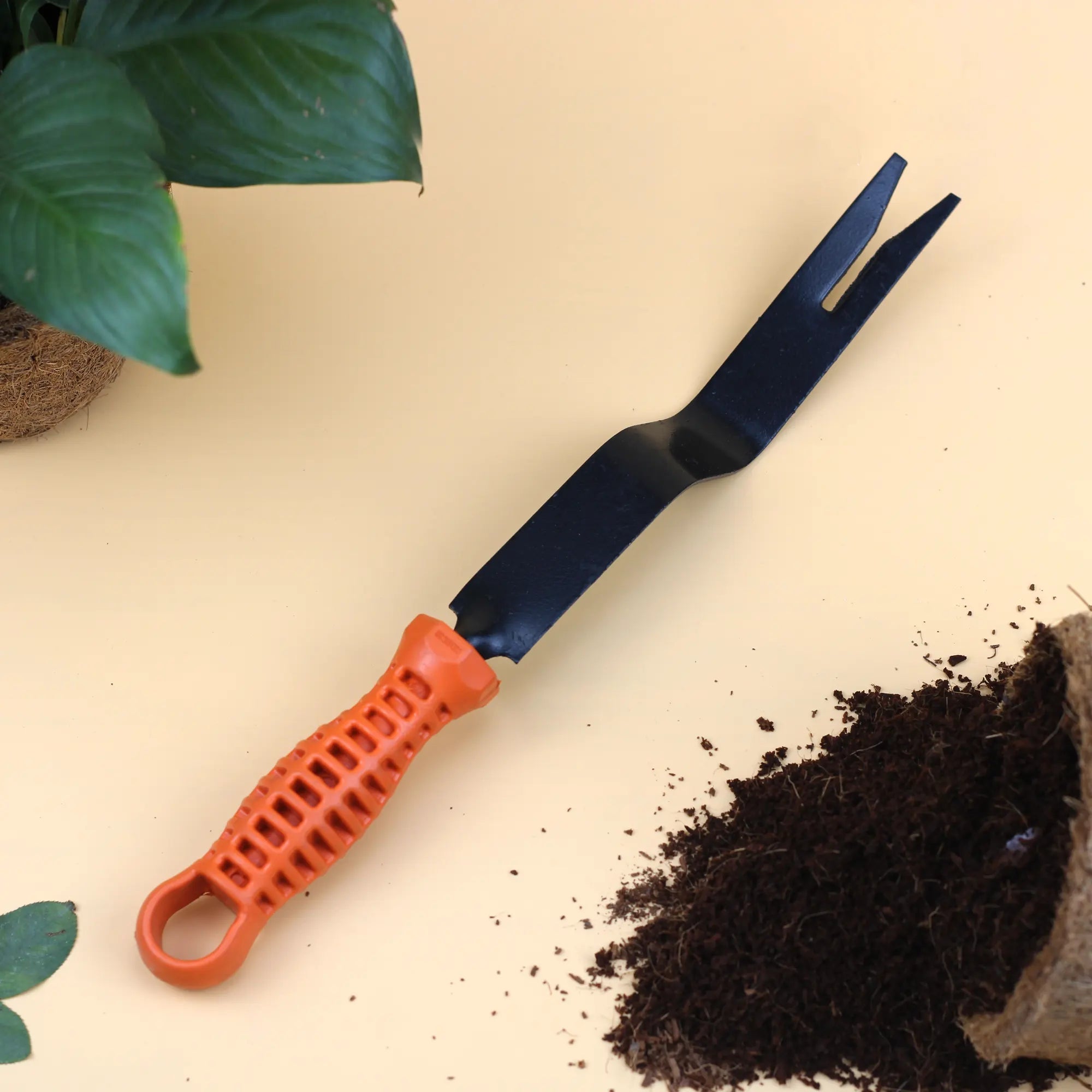 Urban Plant Hand Weeder-Flat Urban Plant 