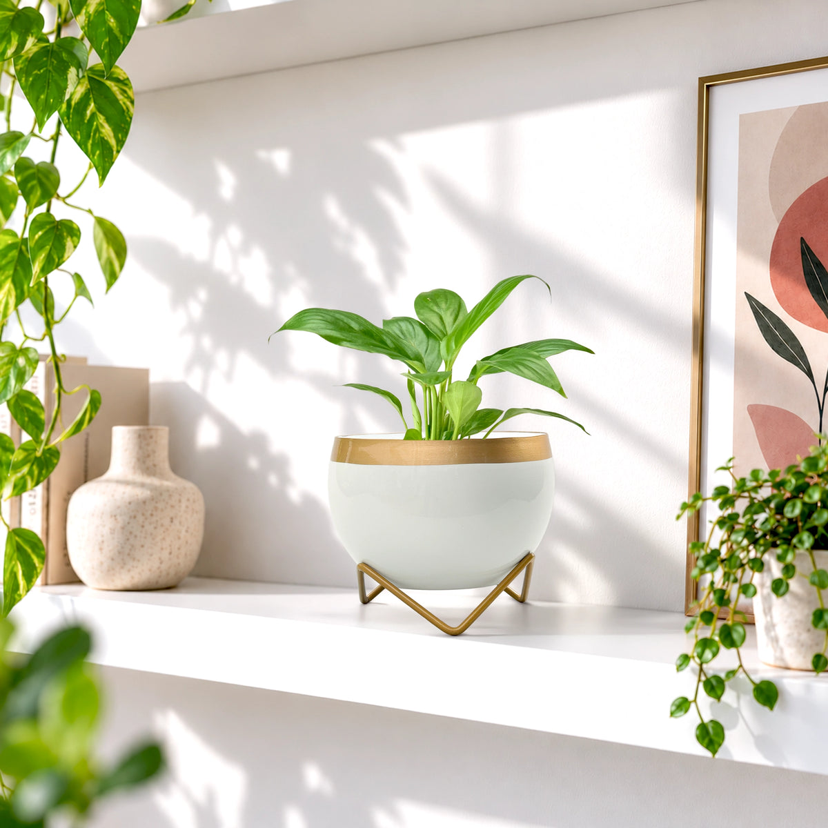 Petite Metal Pots