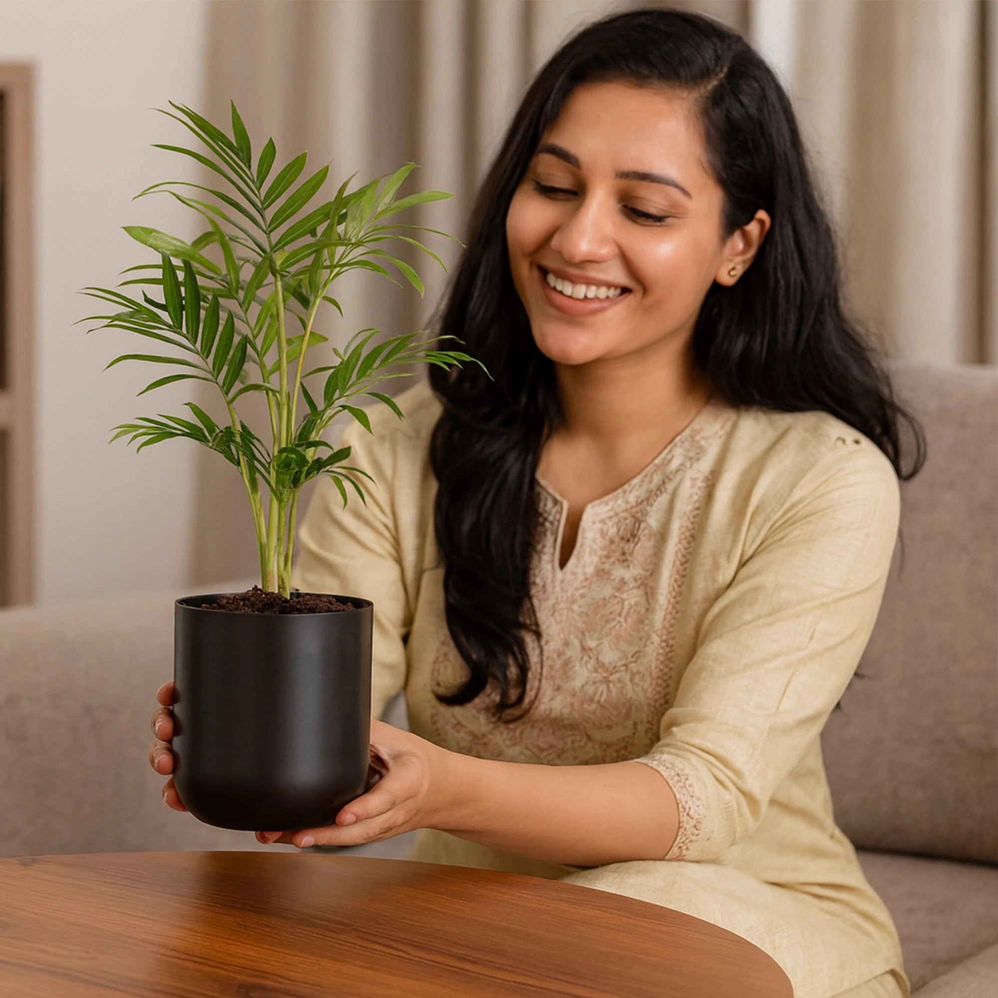Metallic Miniature Planter (Black - Pack of 1) Metal Planter Urban Plant 