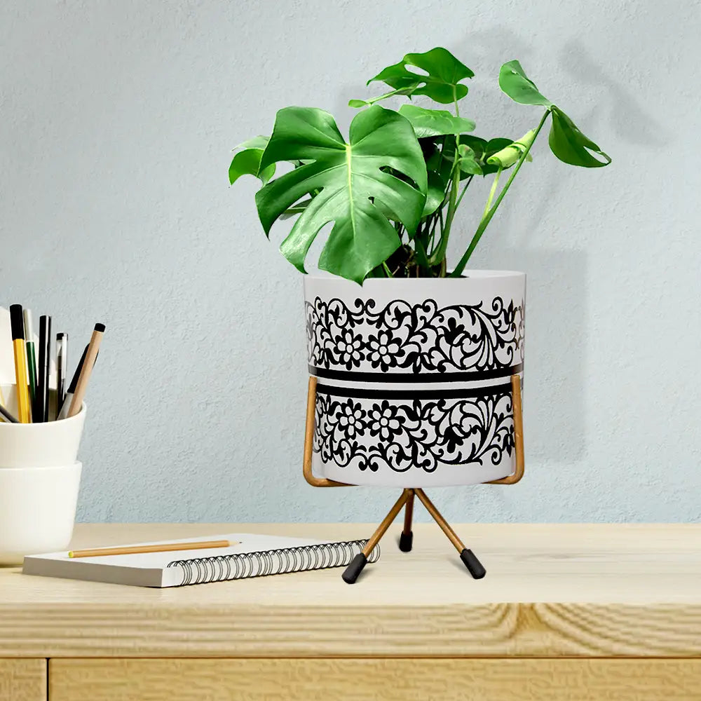 Floral Design Table Top Metal Planter with Iron Stand Metal Planter Urban Plant Black 